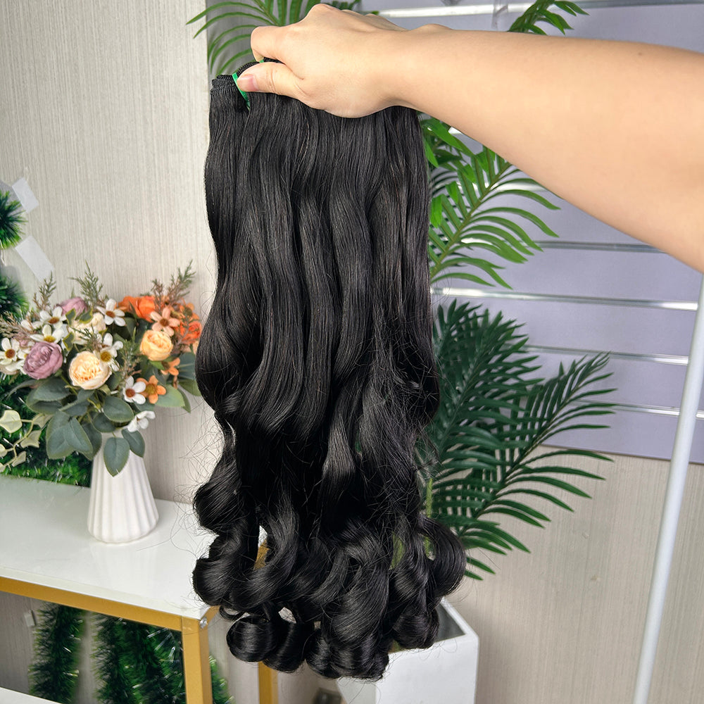 High Quality Bouncy Curly With 2 Bundles