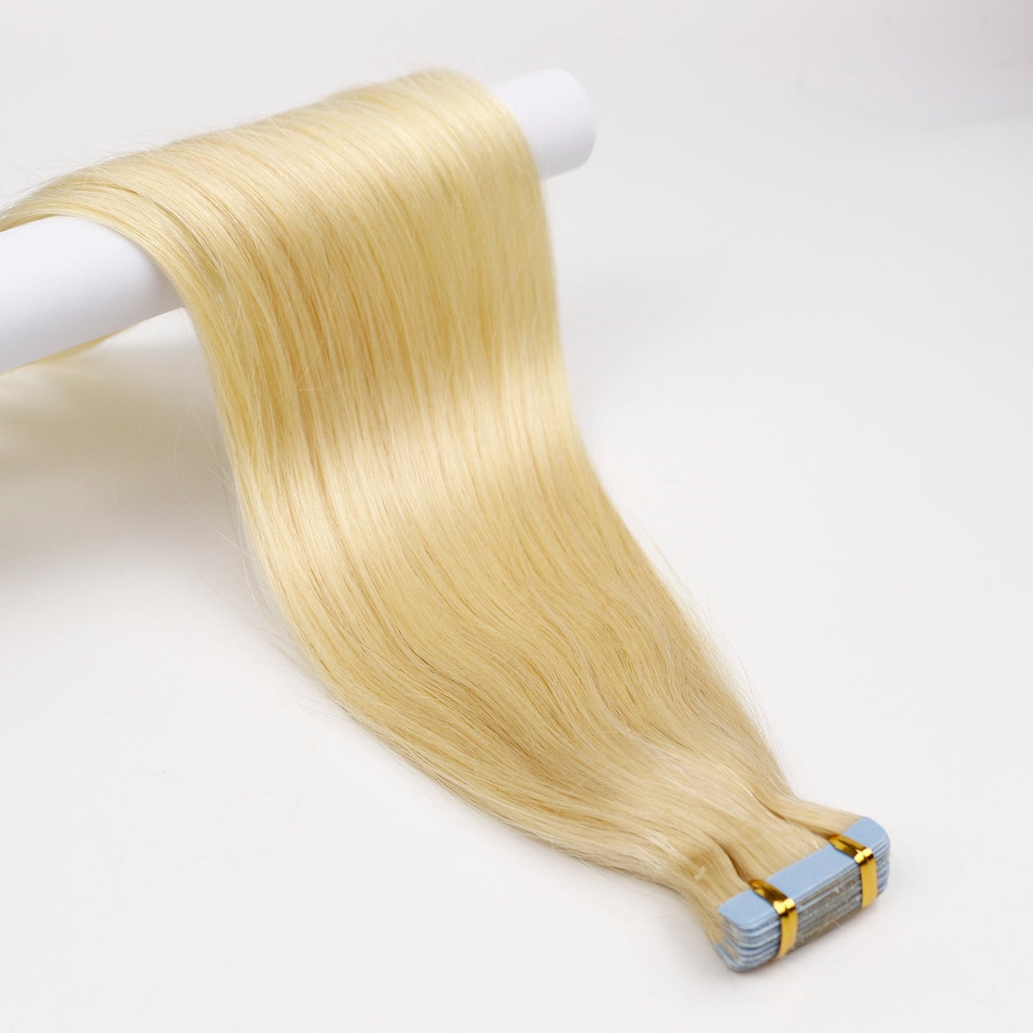 Bande droite de cheveux humains vierges blonds dans l'extension de cheveux
