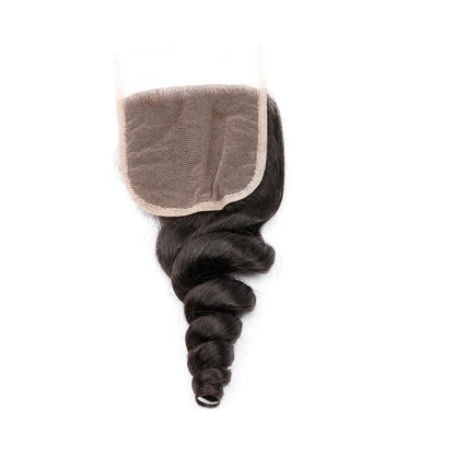 Cheveux lâches de Remy de vague 3 paquets avec le noir naturel de la fermeture de la dentelle 4x4