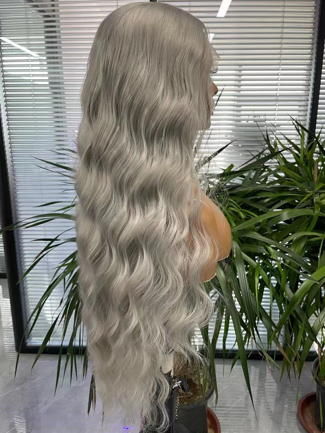 Perruque grise Lace Frontal Wig Body Wave Perruques colorées pour femmes