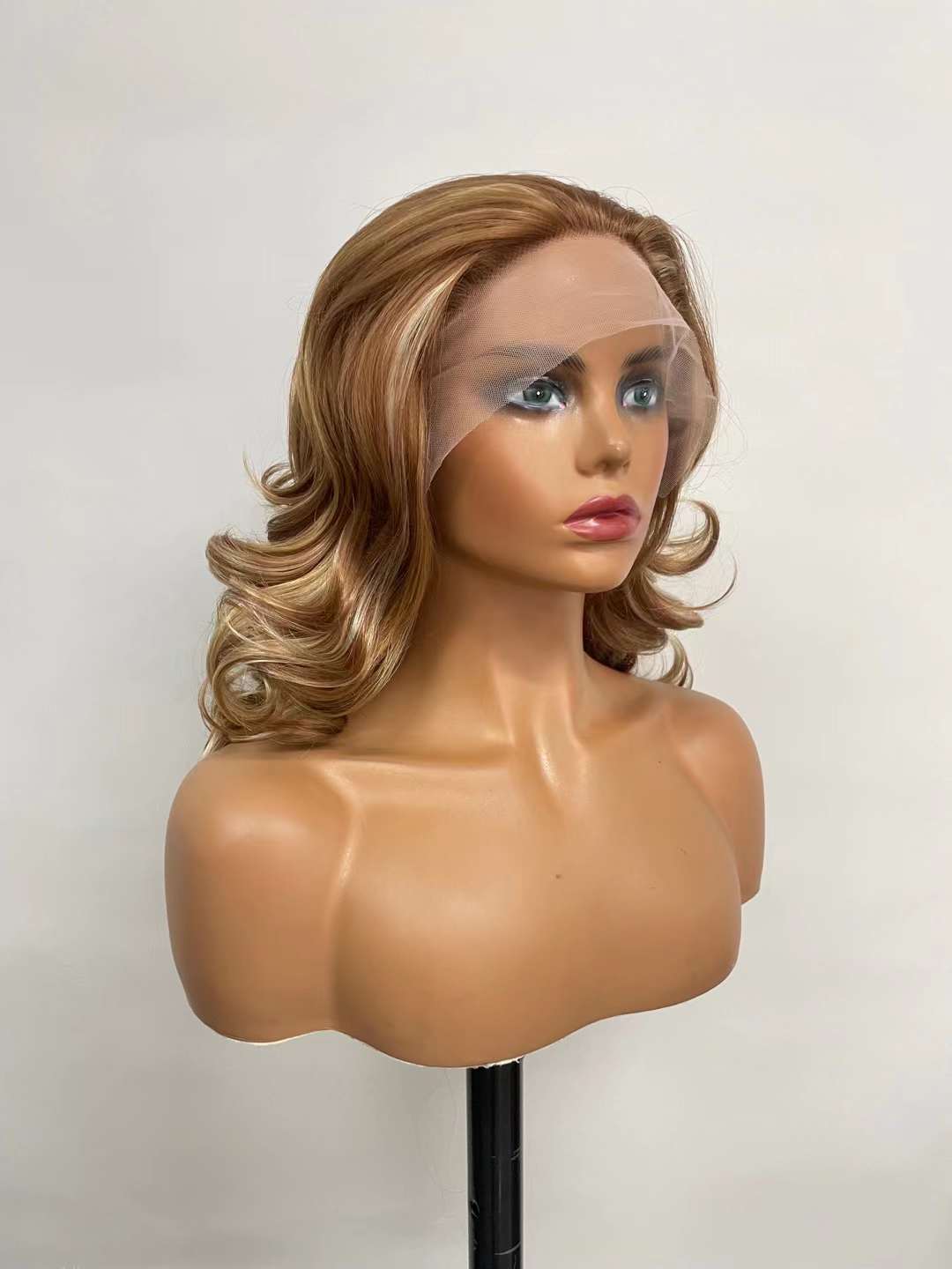 Perruque de cheveux de vague de corps de perruques blondes mélangées brunes